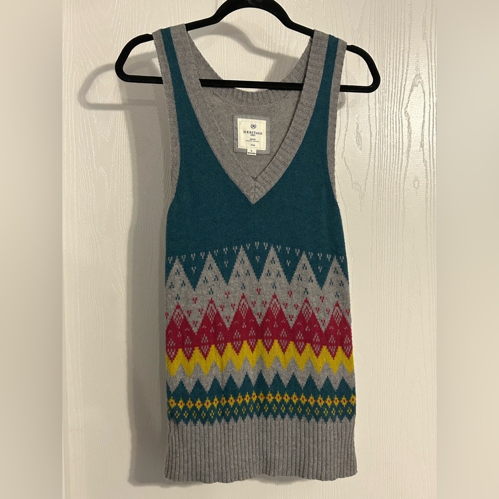 Heritage | Gray Knit Apparel | Size Large